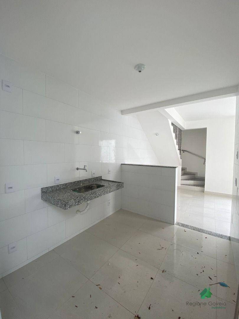 Casa à venda com 3 quartos, 110m² - Foto 18