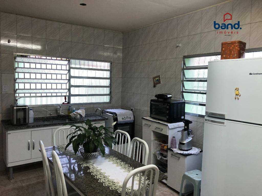 Casa à venda com 2 quartos, 80m² - Foto 5