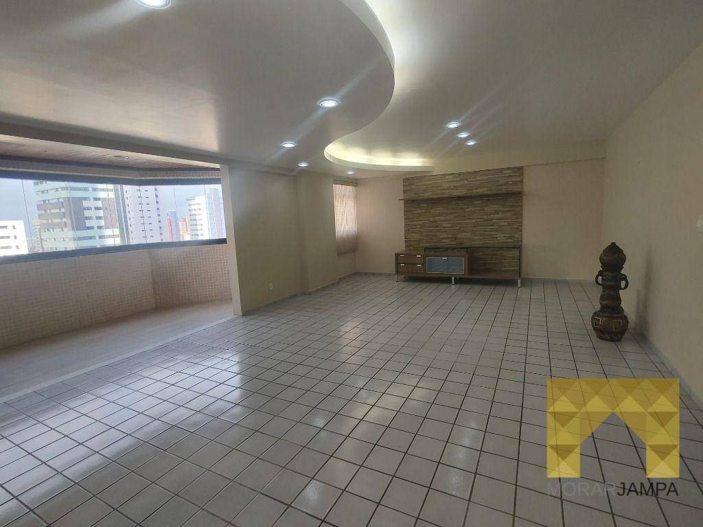 Apartamento à venda com 4 quartos, 160m² - Foto 11