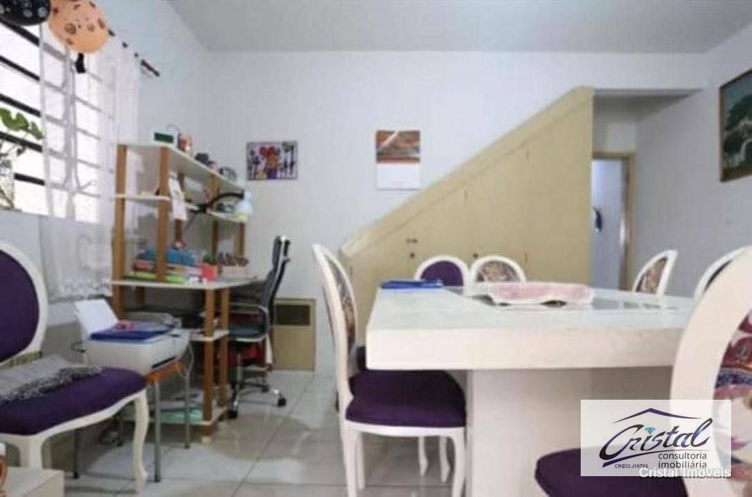 Casa à venda com 3 quartos, 250m² - Foto 3