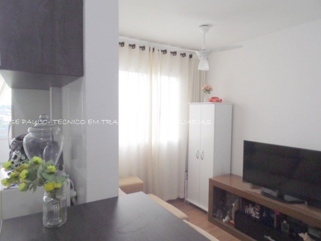 Apartamento à venda com 2 quartos, 45m² - Foto 2