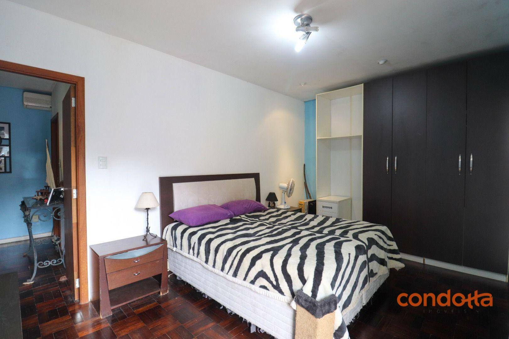 Casa para alugar com 4 quartos, 292m² - Foto 16