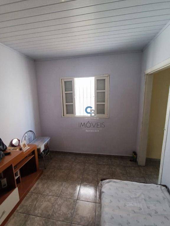 Casa à venda com 3 quartos, 210m² - Foto 11