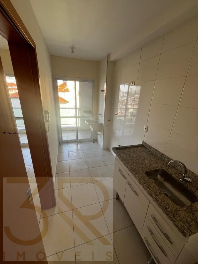 Apartamento à venda com 1 quarto, 45m² - Foto 6