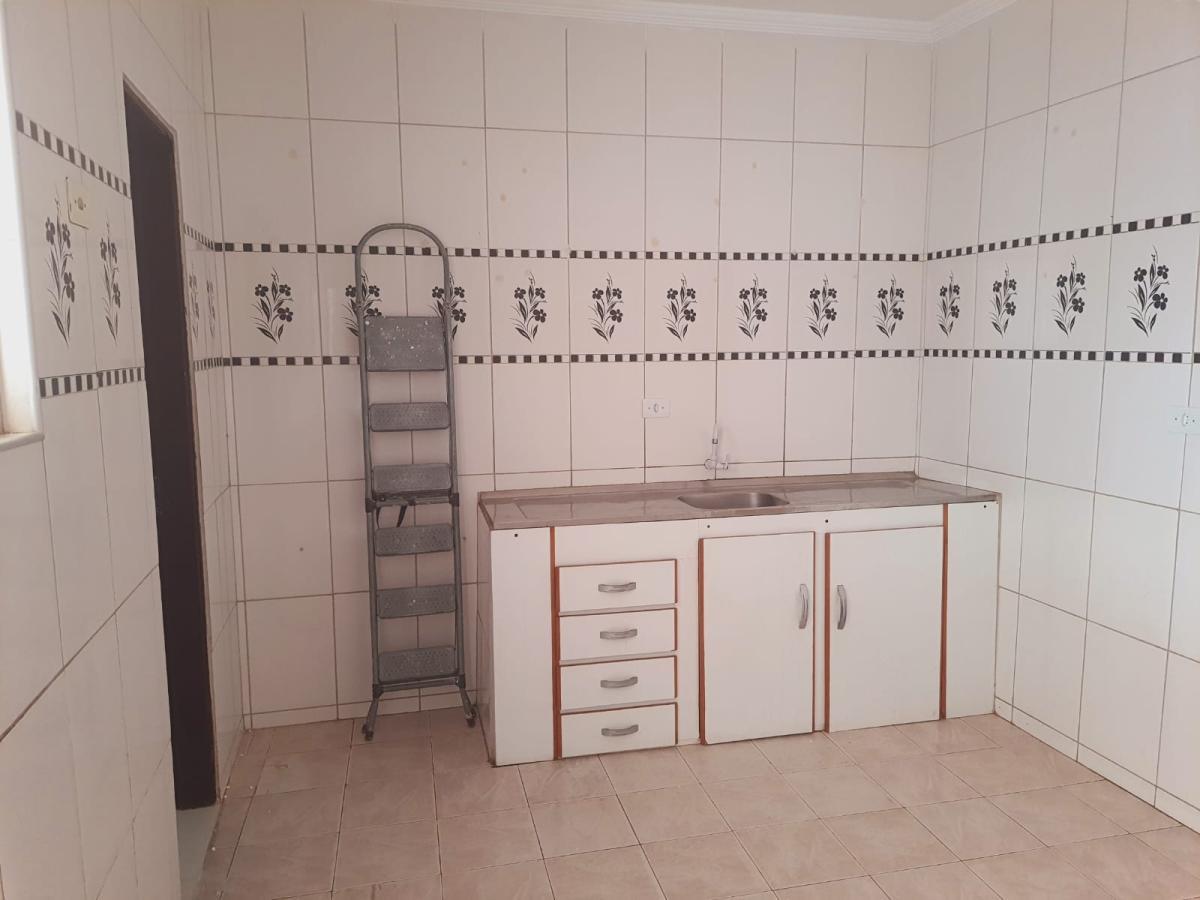 Casa para alugar com 3 quartos, 100m² - Foto 9