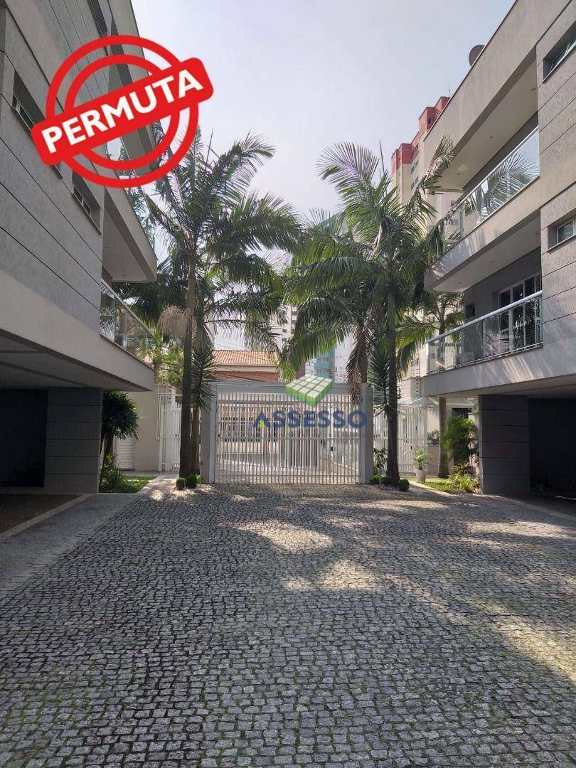 Casa à venda com 4 quartos, 404m² - Foto 1