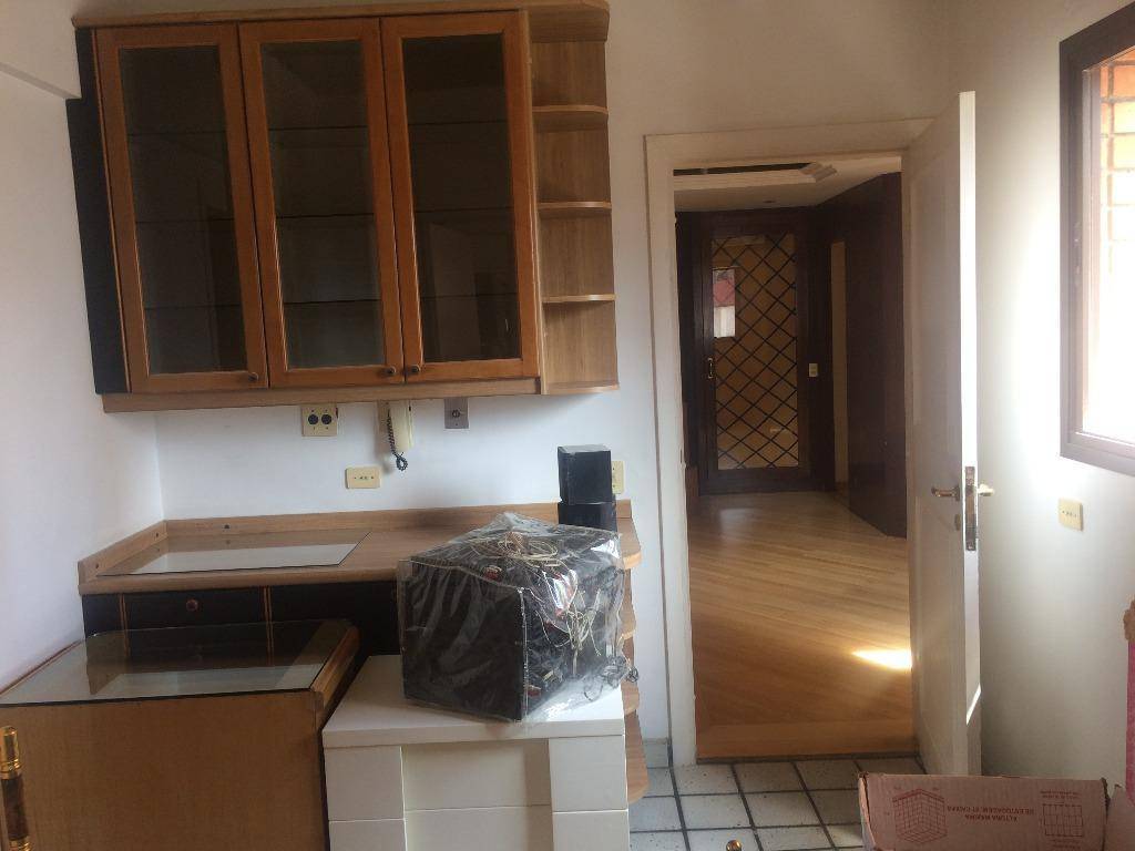 Apartamento à venda e aluguel com 4 quartos, 240m² - Foto 36