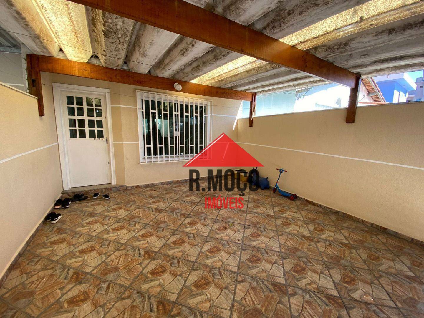 Sobrado à venda com 2 quartos, 62m² - Foto 1