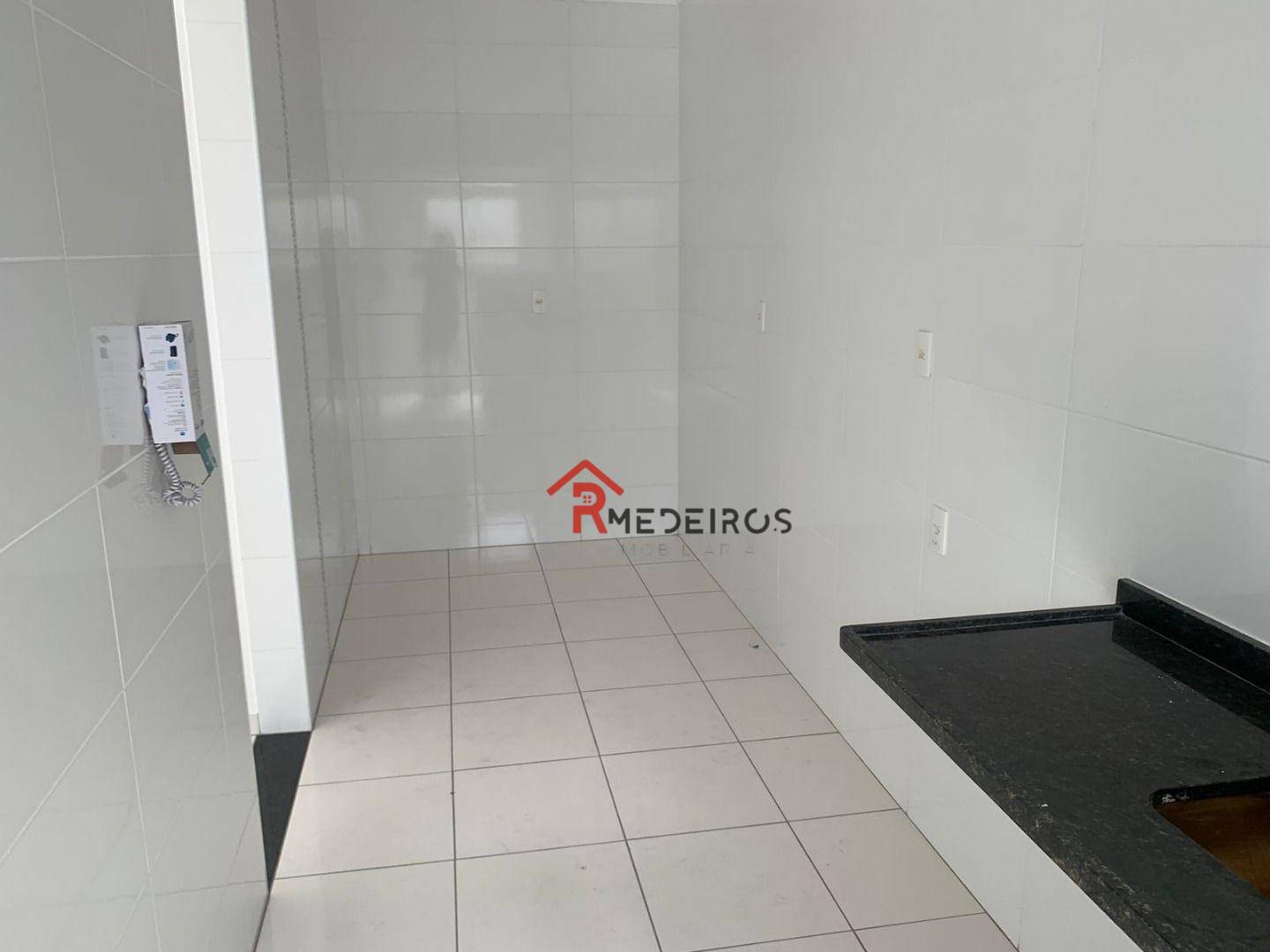 Apartamento à venda com 2 quartos, 66m² - Foto 6