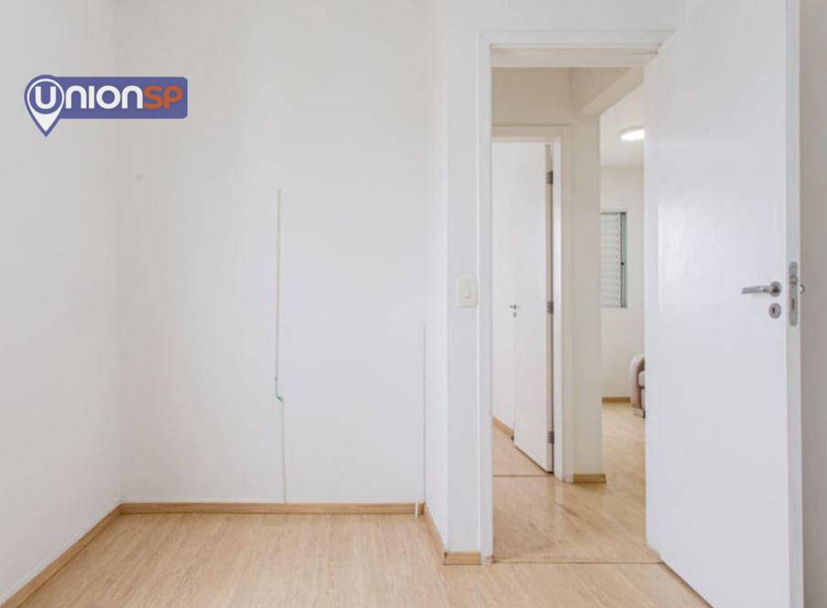 Apartamento à venda com 2 quartos, 64m² - Foto 9