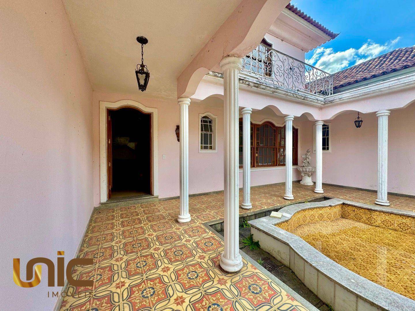 Casa à venda com 4 quartos, 500m² - Foto 5