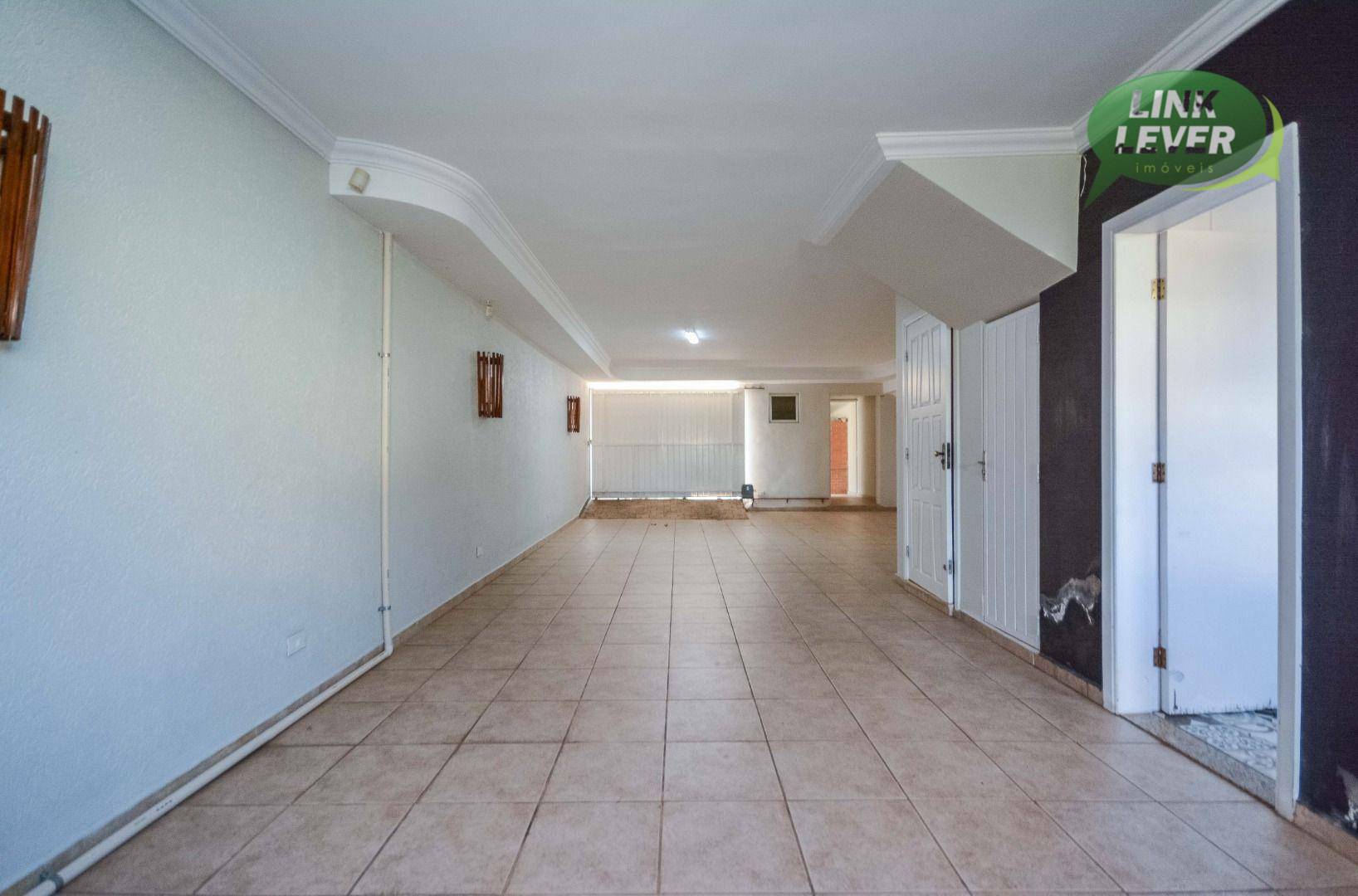 Sobrado para alugar com 3 quartos, 253m² - Foto 57