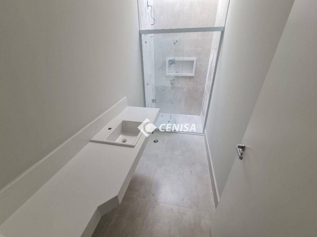 Casa à venda com 3 quartos, 206m² - Foto 26