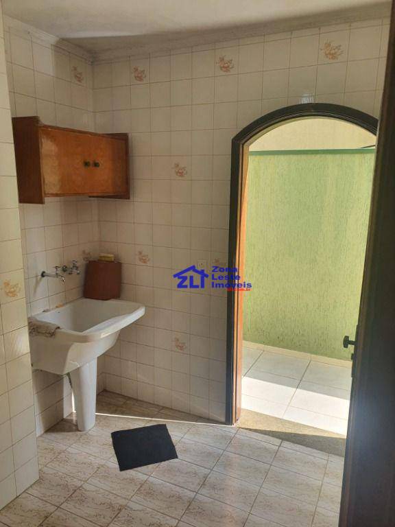 Sobrado à venda com 4 quartos, 380m² - Foto 16