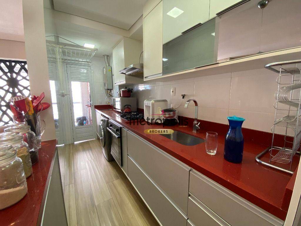 Apartamento à venda com 2 quartos, 63m² - Foto 4