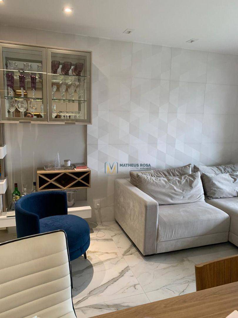 Apartamento à venda com 2 quartos, 77m² - Foto 2