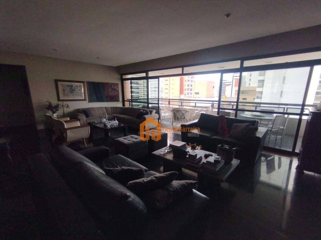 Apartamento à venda com 3 quartos, 276m² - Foto 4