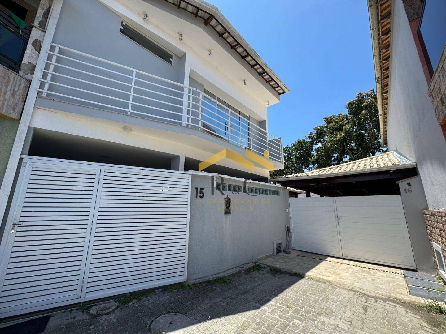 Casa à venda com 3 quartos, 160m² - Foto 1