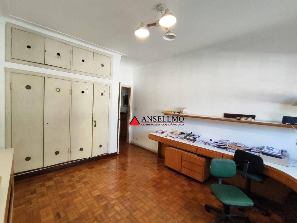 Casa para alugar com 3 quartos, 350m² - Foto 23