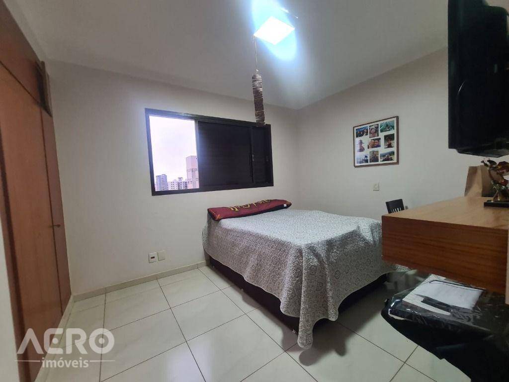 Apartamento à venda com 3 quartos, 140m² - Foto 10