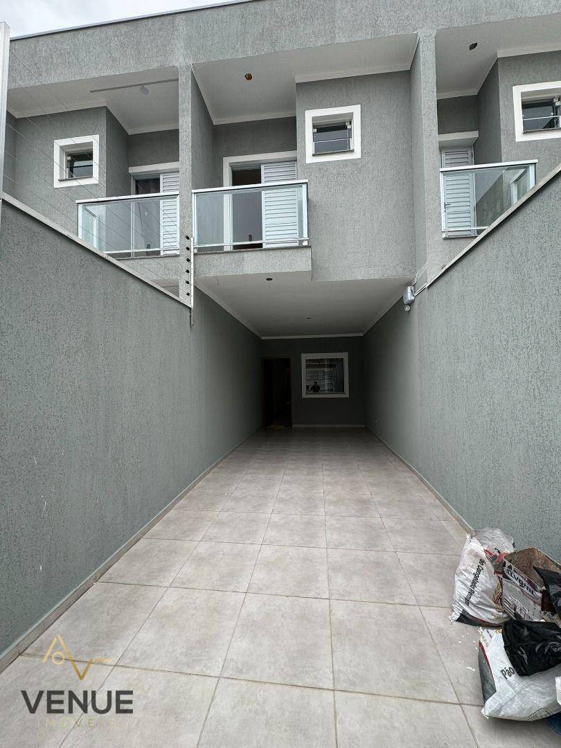 Sobrado à venda com 3 quartos, 90m² - Foto 2