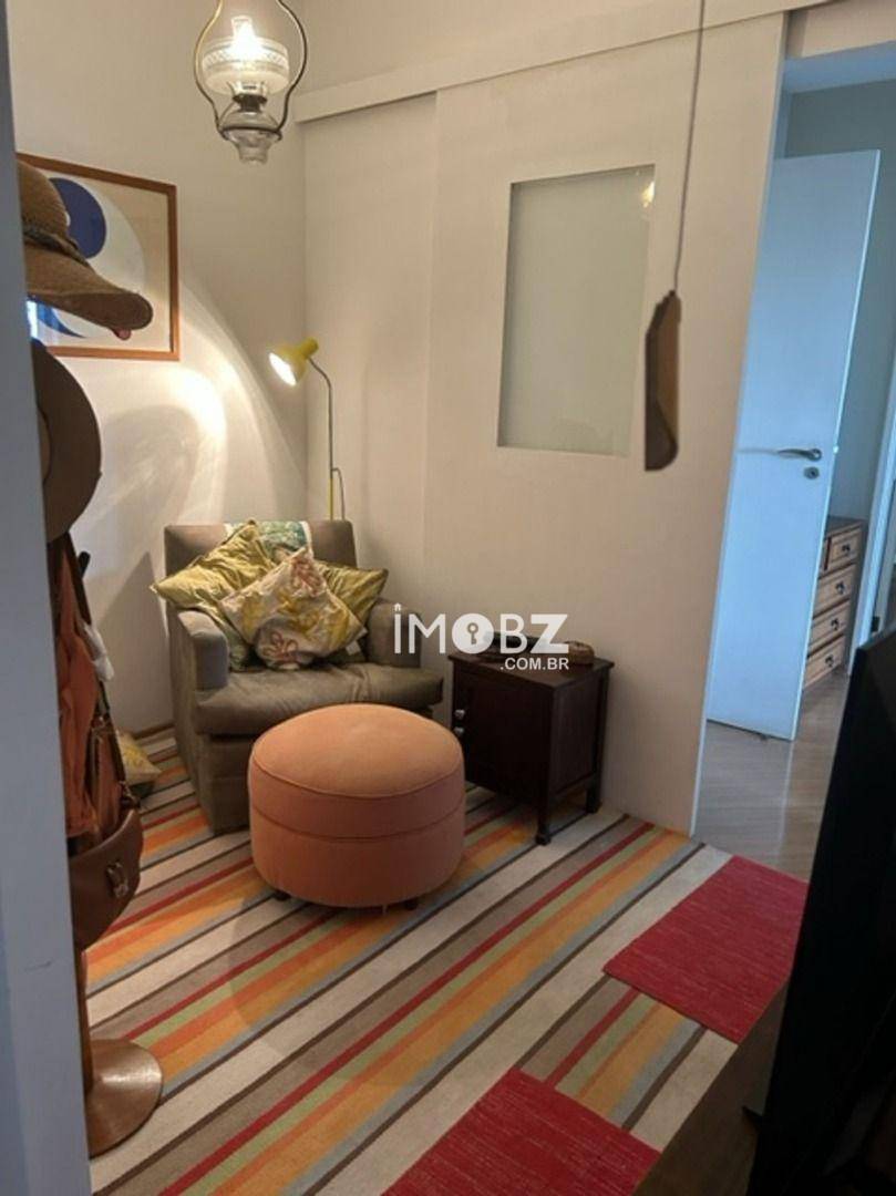 Apartamento à venda com 3 quartos, 136m² - Foto 7