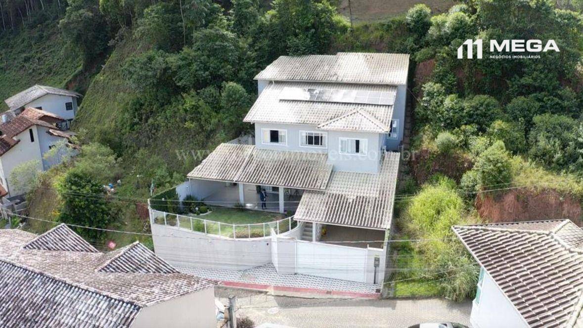 Casa à venda com 4 quartos, 250m² - Foto 3