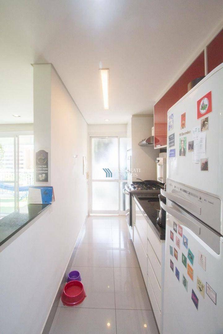 Apartamento para alugar com 2 quartos, 65m² - Foto 11