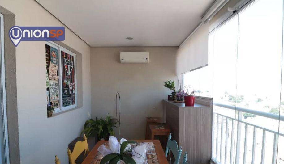 Apartamento à venda com 2 quartos, 79m² - Foto 4