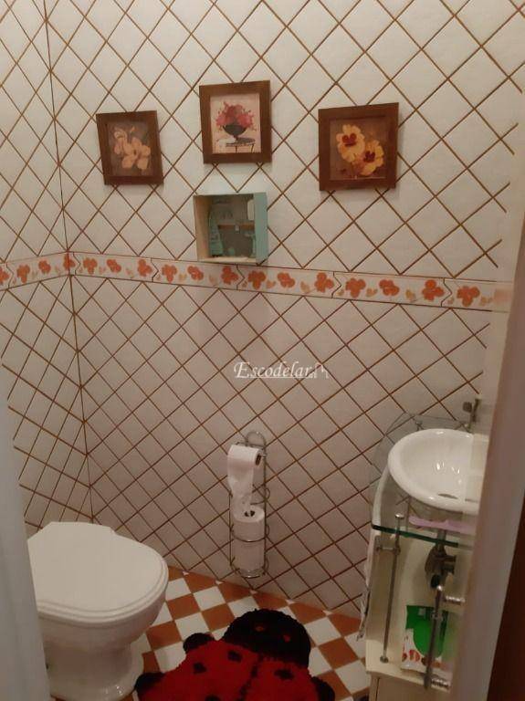 Sobrado à venda com 3 quartos, 200m² - Foto 18