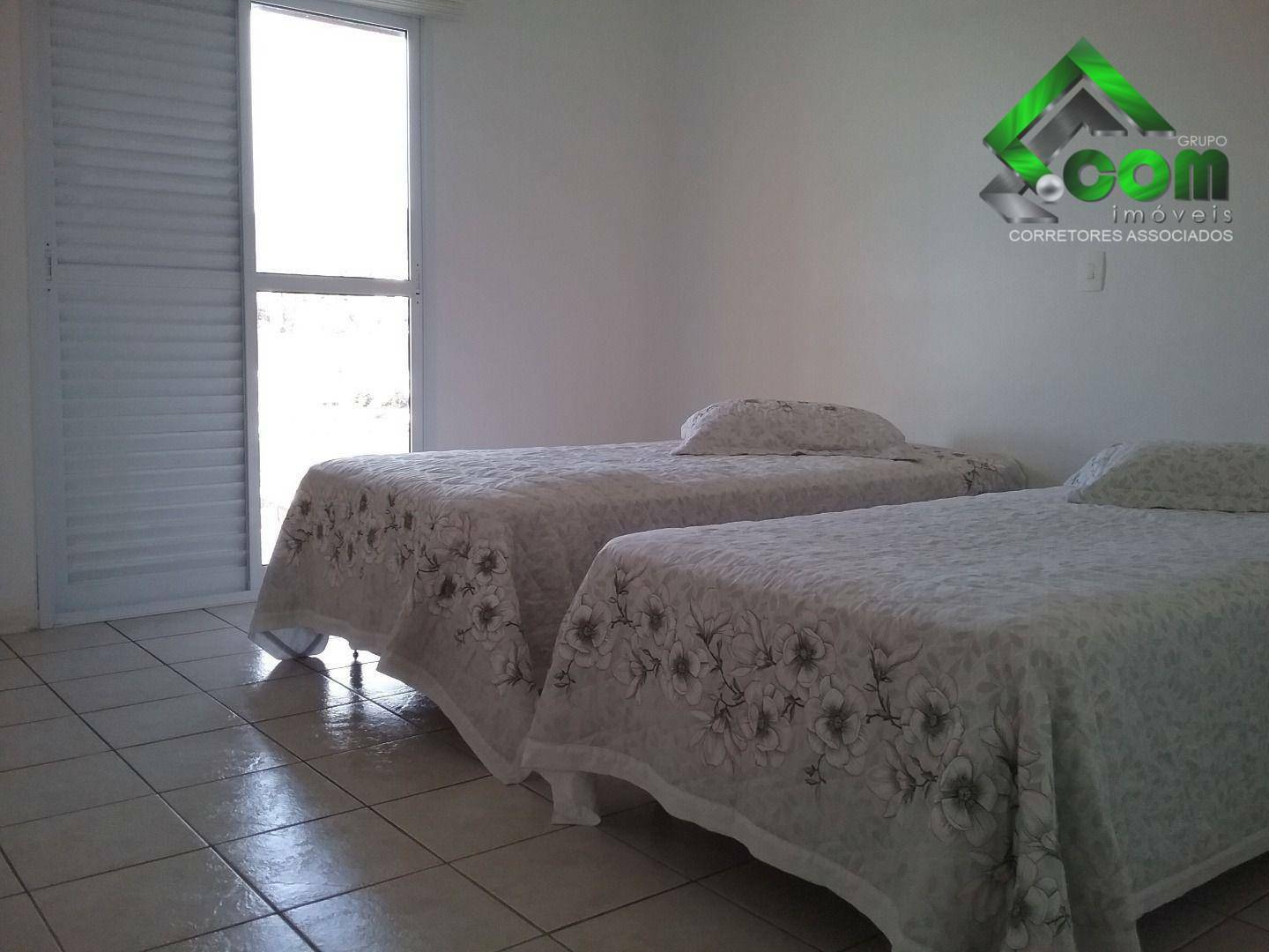 Casa à venda com 5 quartos, 365m² - Foto 14