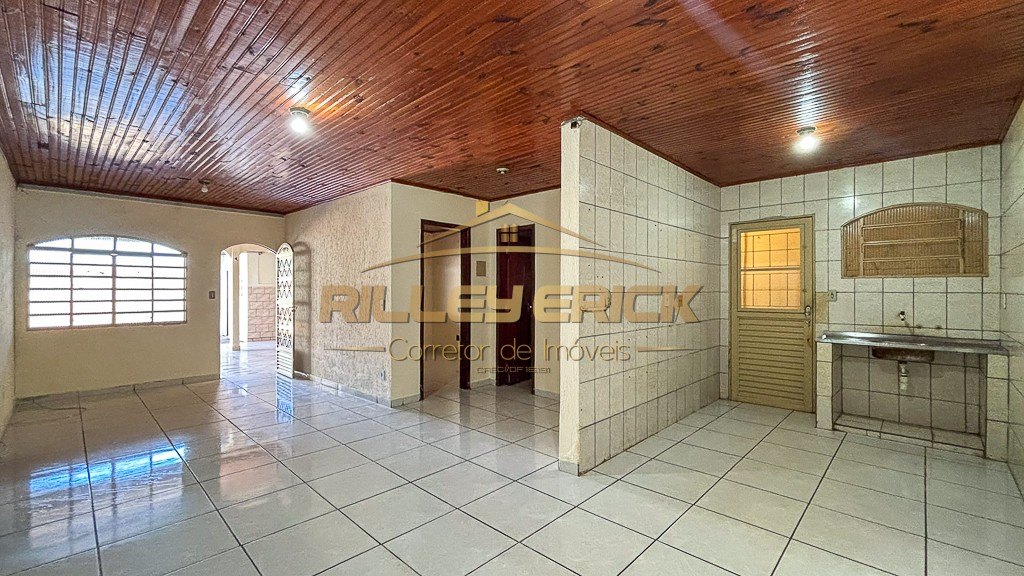 Terreno à venda com 3 quartos, 300m² - Foto 5