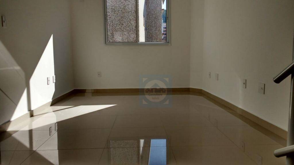 Casa à venda com 3 quartos, 145m² - Foto 2