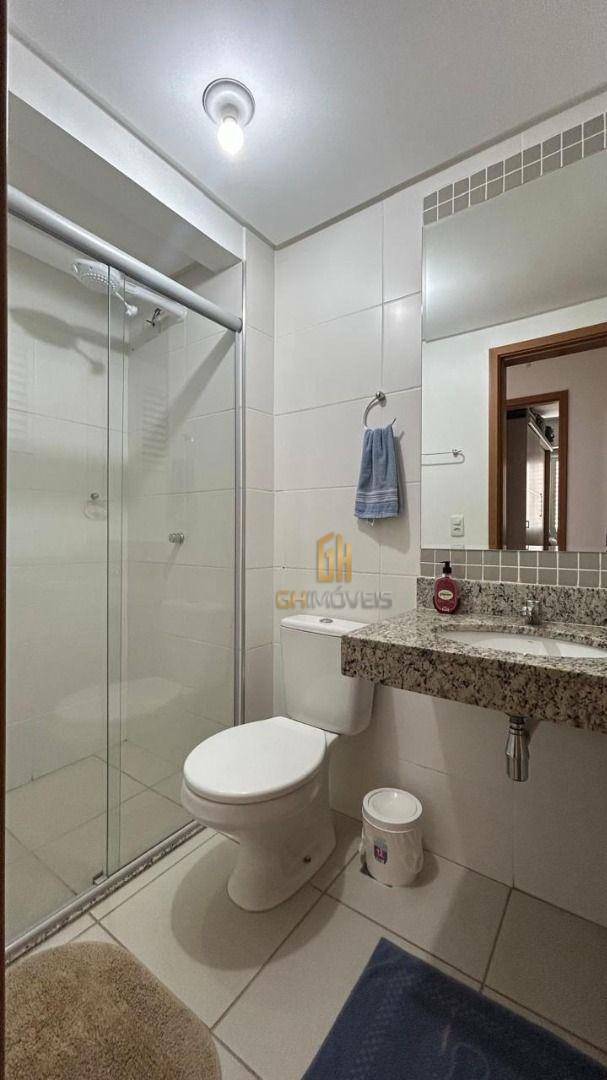 Apartamento à venda com 2 quartos, 68m² - Foto 9