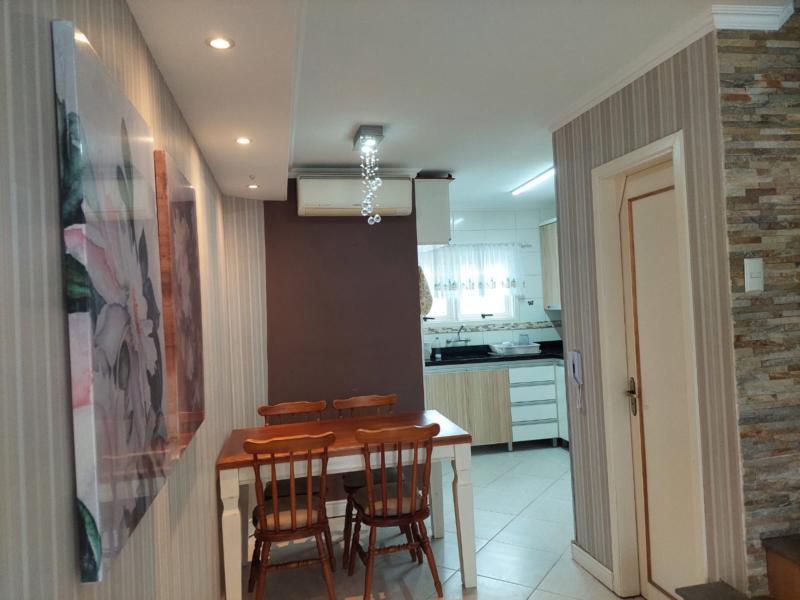 Casa à venda com 2 quartos, 63m² - Foto 20