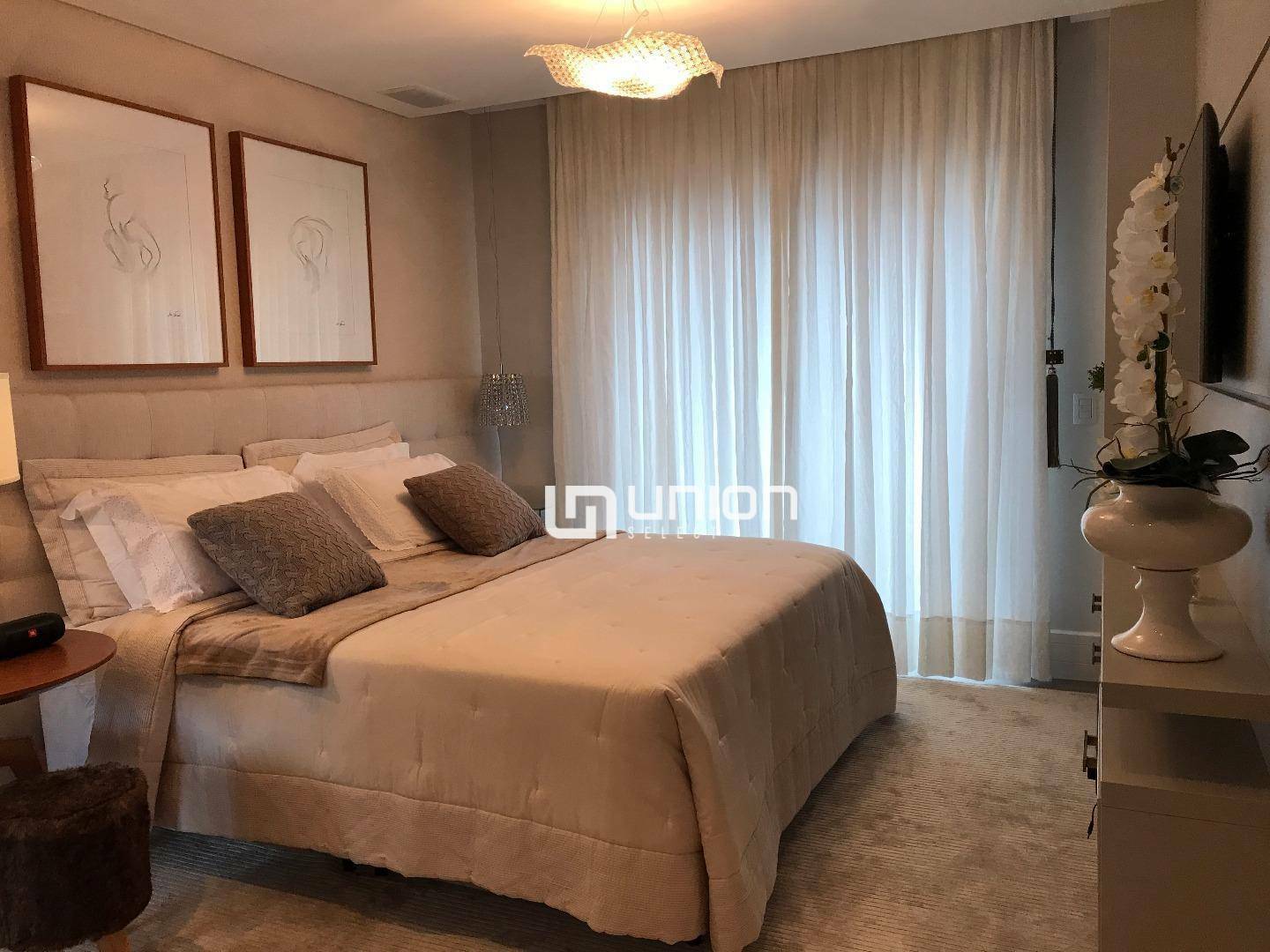 Apartamento à venda com 4 quartos, 237m² - Foto 12