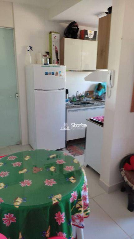 Apartamento à venda com 2 quartos, 45m² - Foto 2