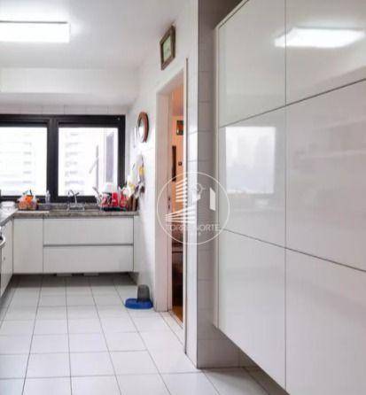 Apartamento à venda com 3 quartos, 210m² - Foto 29