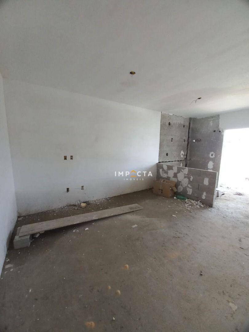 Apartamento à venda com 2 quartos, 65m² - Foto 4