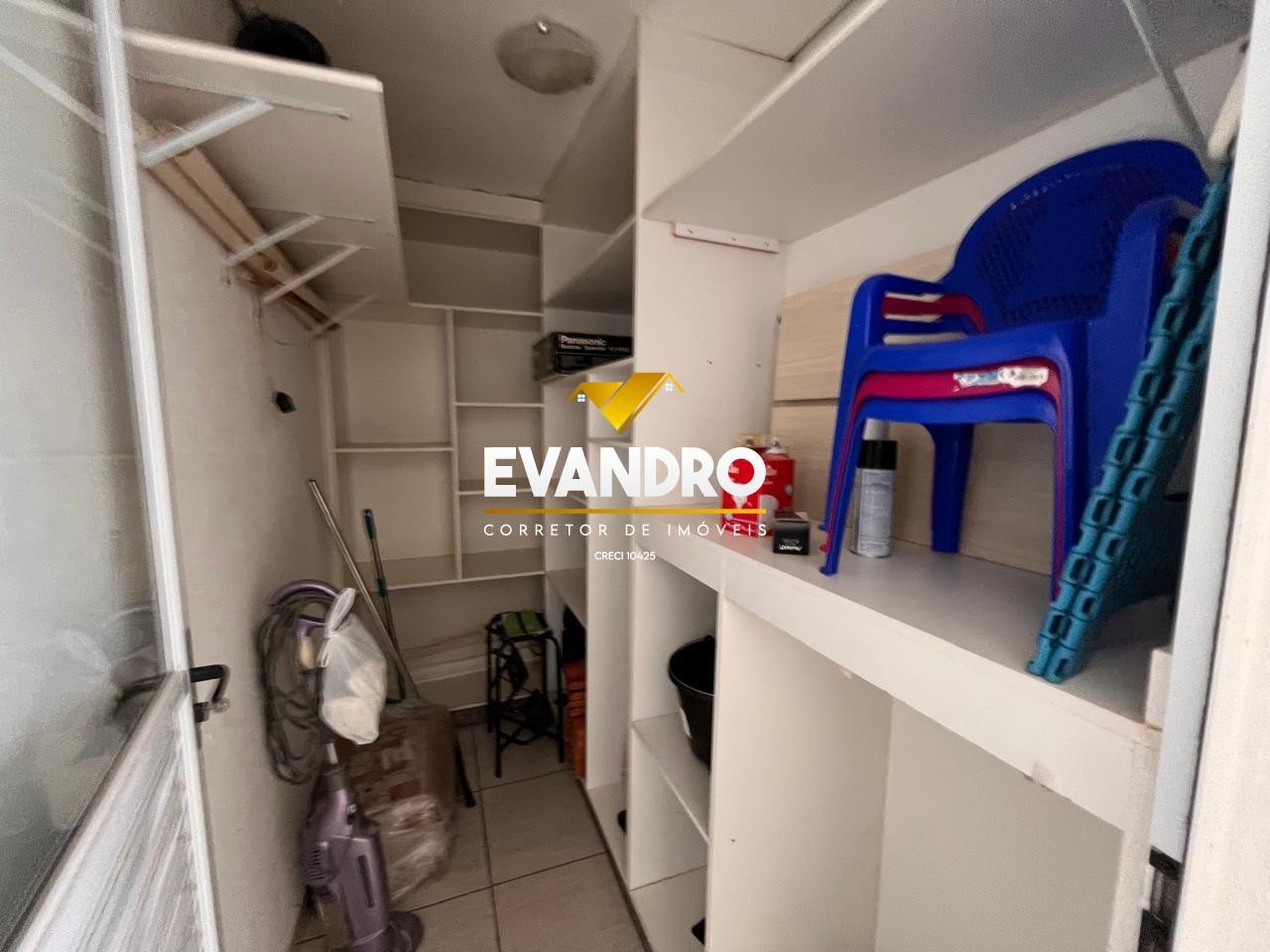Casa de Condomínio à venda com 3 quartos, 198m² - Foto 5