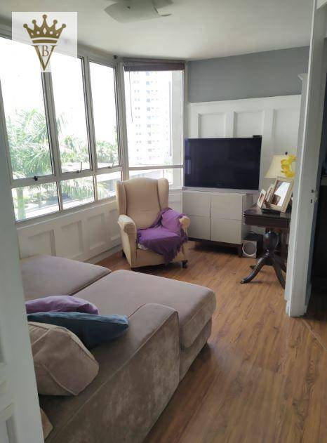 Apartamento à venda com 3 quartos, 165m² - Foto 10