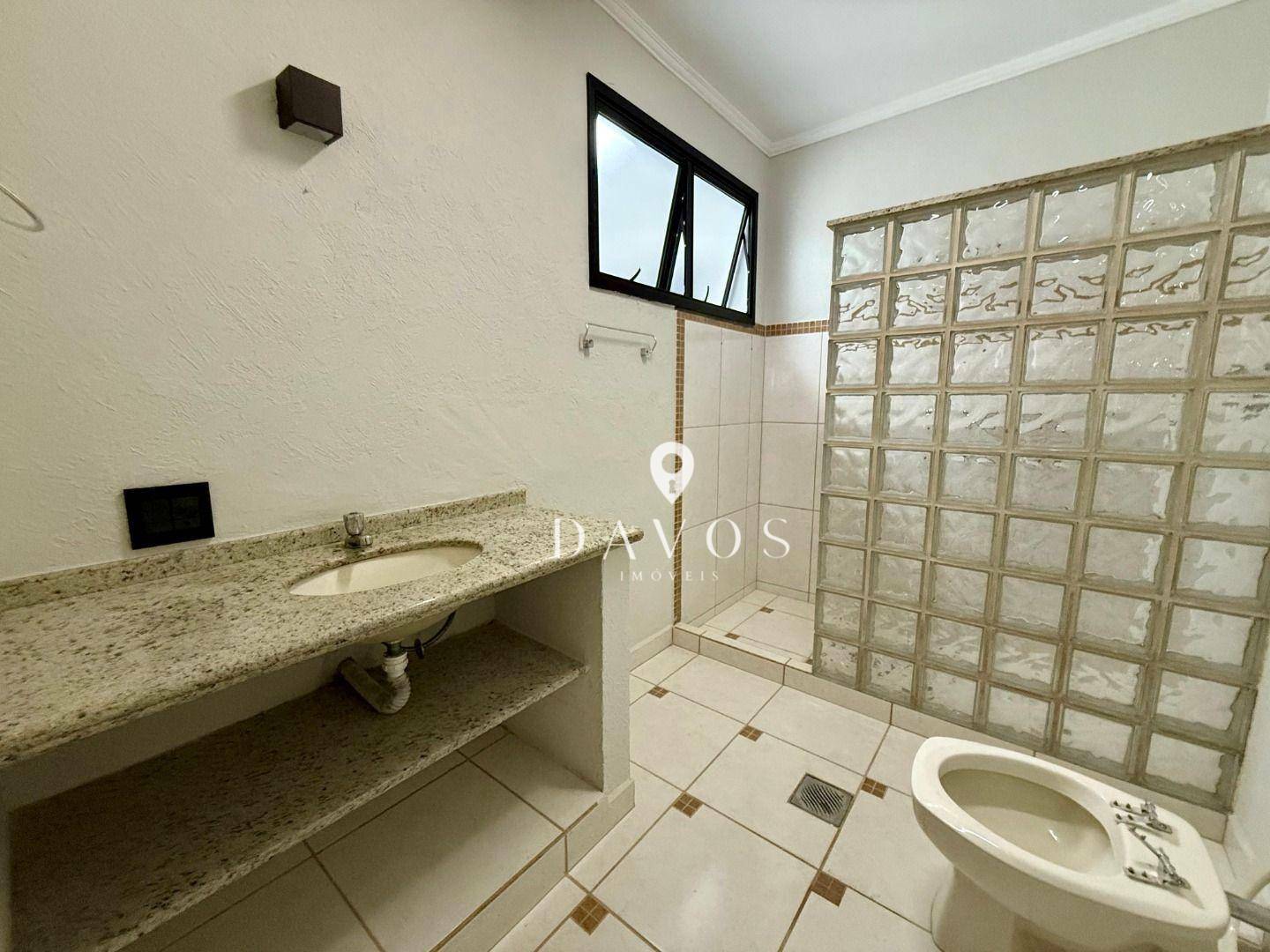 Casa à venda com 3 quartos, 342m² - Foto 9