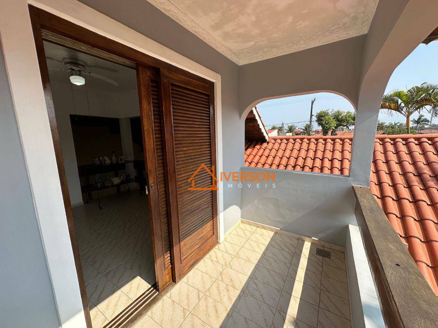 Casa à venda com 4 quartos, 189m² - Foto 18