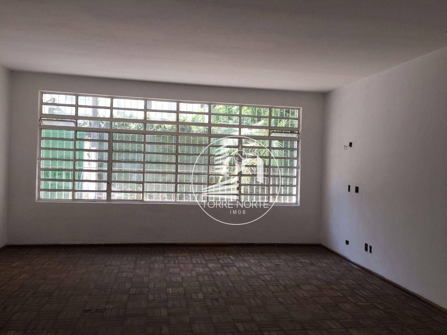 Casa à venda com 3 quartos, 292m² - Foto 6