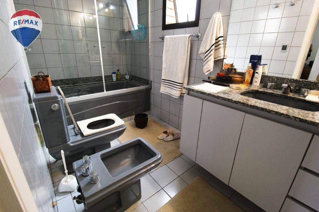 Apartamento à venda com 2 quartos, 125m² - Foto 23