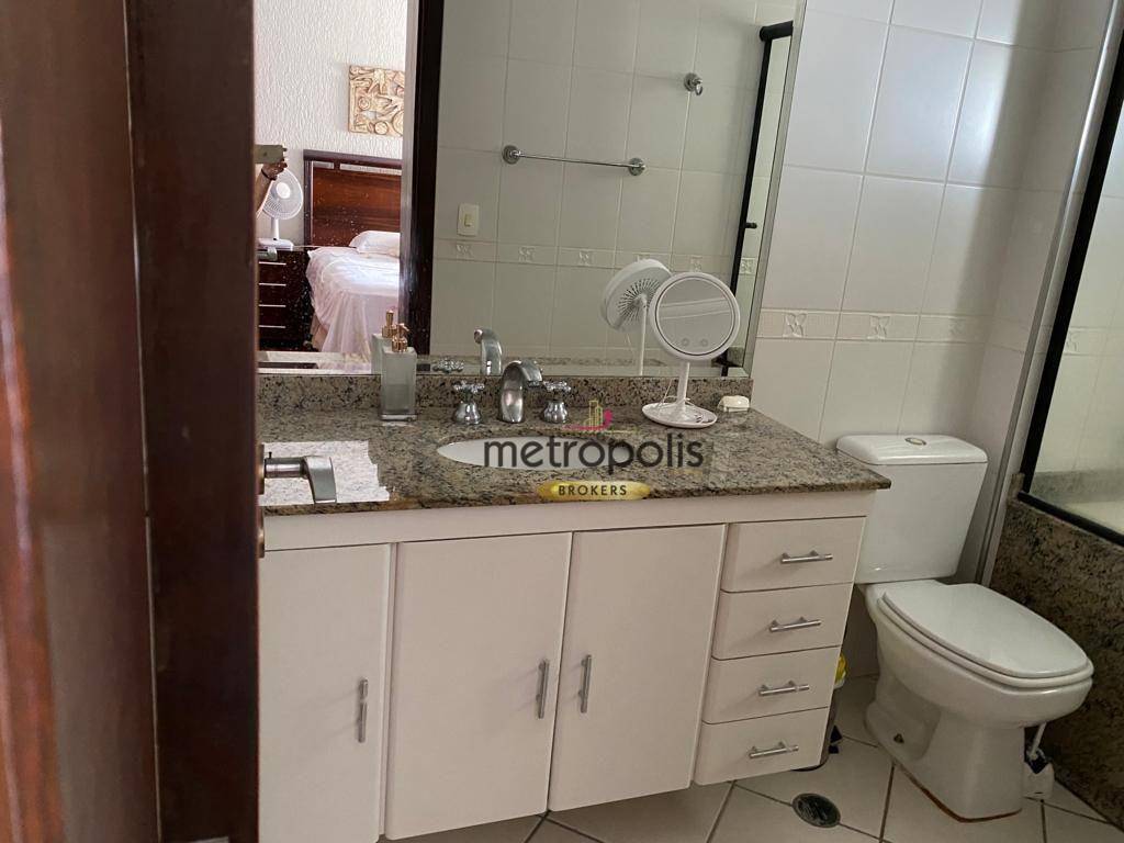 Apartamento para alugar com 3 quartos, 144m² - Foto 14