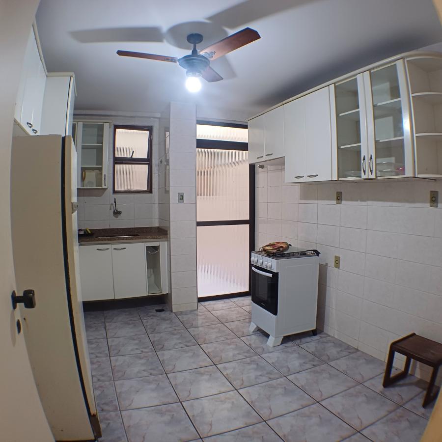 Apartamento à venda com 3 quartos, 128m² - Foto 12