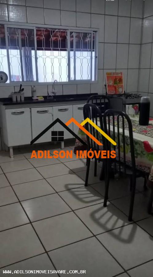 Casa à venda com 3 quartos, 253m² - Foto 5