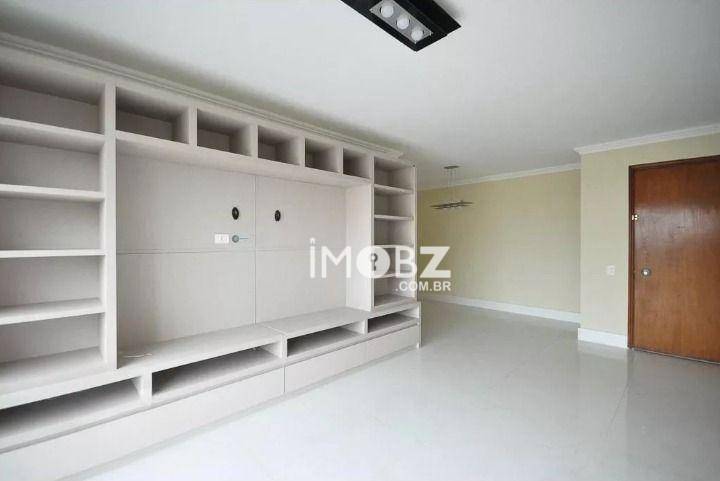 Apartamento à venda com 3 quartos, 110m² - Foto 2