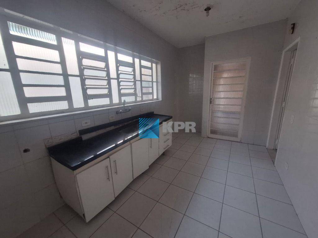 Casa à venda com 3 quartos, 300m² - Foto 11